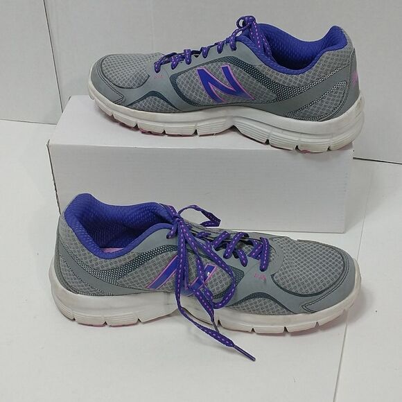 New Balance 543 V1 Sneakers Running Shoes Low Top Lace Up Mesh Grey Womens 7.5 B - Picture 2 of 8